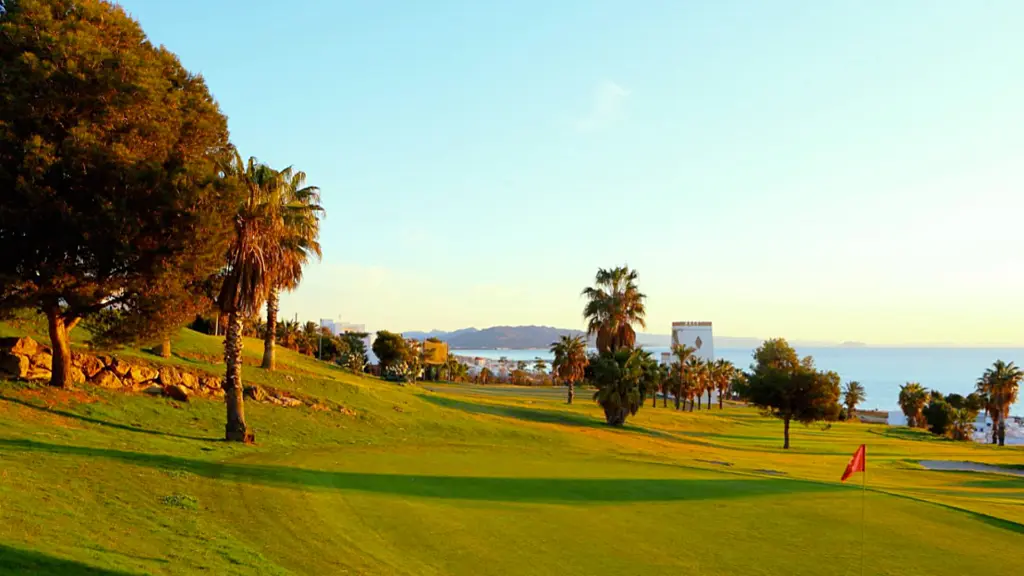 club-marina-golf-9.webp